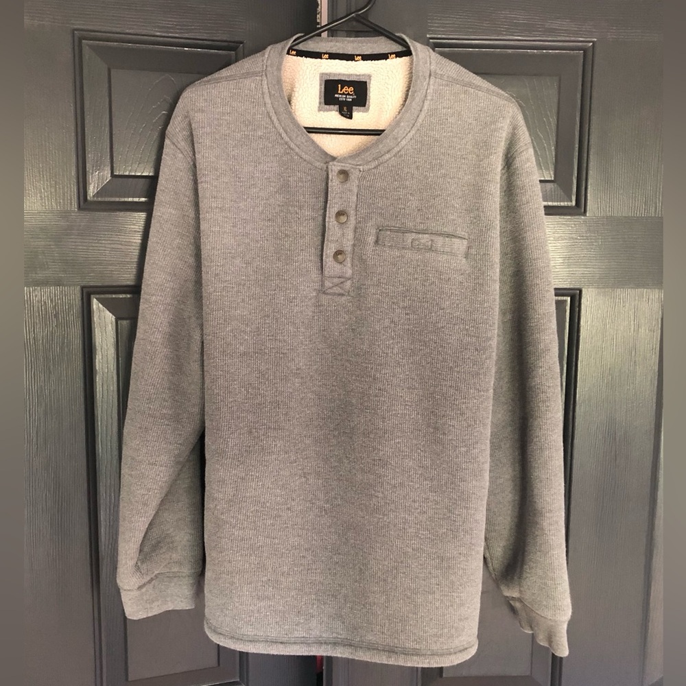 LEE Faux Sherpa Lined Thermal Henley Shirt Men XL Gray Outdoor Shacket Pullover